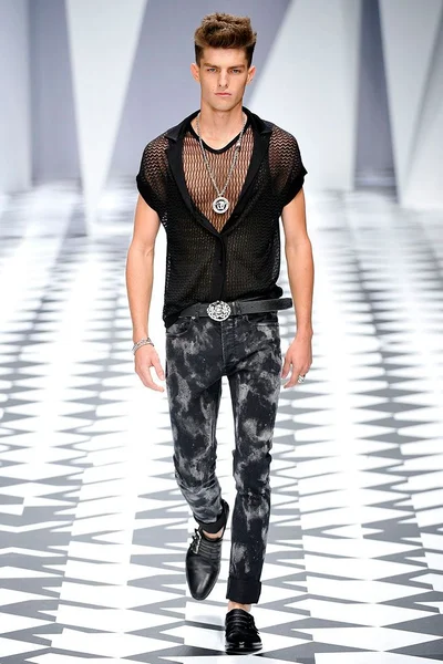 Look 21